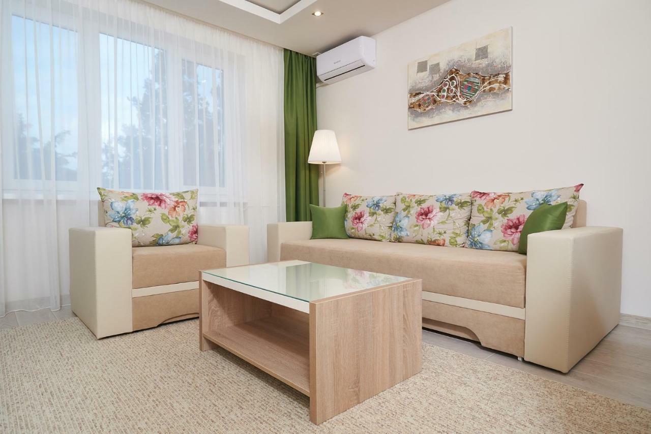 Exotic Rami'S Apartments Timisoara Ngoại thất bức ảnh